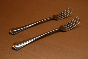 Oneida Würfel GOLDEN JUILLIARD (2) Tafelgabeln 8" Edelstahl Besteck Set glänzend - Bild 1 von 7