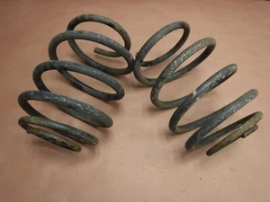 Jeep Liberty KJ 02-07 Rear Coil Springs Factory OEM Free Shipping - Picture 1 of 1