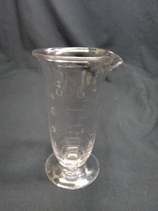 Antique Hand Etched Glass Measure - Bild 1 von 7