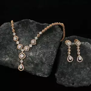 Conjunto de collar de diamantes cultivados en laboratorio de 4 quilates con pendientes de oro rosa de 14 quilates joyería - Imagen 1 de 9