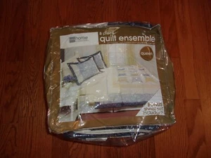 NIP JC Penney Home Collection 8pc Quilt Ensemble Full/Queen Set - Picture 1 of 3