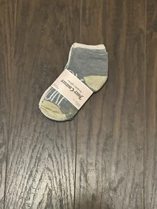Juicy Couture Kids No Show Socks 5 Pair Shoe Size Children 7-10 NWT - Picture 1 of 2