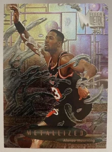 Baloncesto Alonzo Mourning Fleer 1996-97 metal metalizado # 226 Miami Heat casi nuevo-como nuevo - Imagen 1 de 2