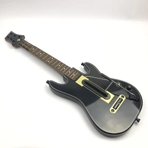 Activision Guitar Hero - ohne Dongle, Gurt & Akkudeckel - Modell 87435805 - Bild 1 von 14