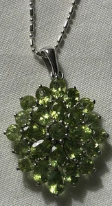 Italy 925 Sterling Silver Chain w/ Green Peridot Cluster Pendant Floral Gemstone - Picture 1 of 11