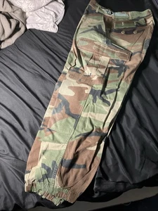 Tarnhose Größe 30x26 Cargotaschen Military Style Camo Grün Jagd - Bild 1 von 5