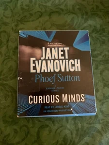 Curious minds Janet EVANOVICH unabridged Audiobook Shelf211 - Picture 1 of 1