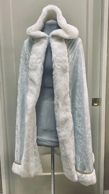 Wishcraft Ice Blue HOODED CAPE PRINCESS COSTUME w/White FAUX-FUR TRIM  Size 8-12 - Image 1 of 4