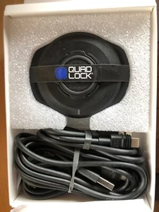 Quad Lock USB Weatherproof Wireless Charging Head - Photo 1 sur 2