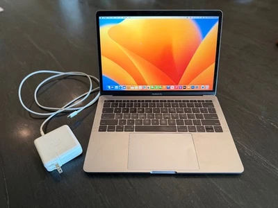 Apple MacBook Pro 13 in 2017 Space Gray/Intel Core i5 2.30 GHz, 256 GB 8 GB... - Image 1 of 4