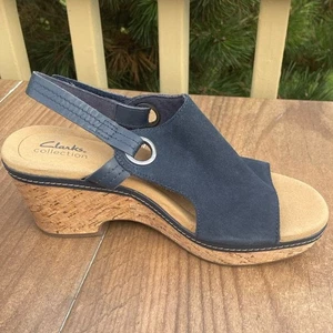 Clarks Women's Giselle Sea Nubuck Suede Wedge Sandals Navy M width - Picture 1 of 6