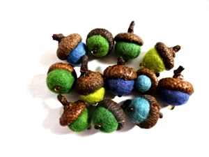 1(+) Set of 12 Felted Wool ACORNS with Natural Caps Home Table Decor Fall Autumn - Picture 1 of 1