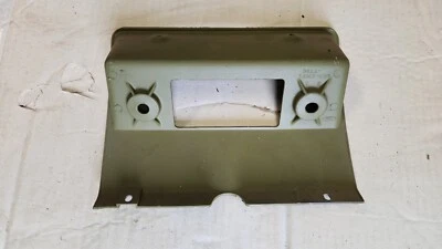 BISEL DE TABLERO DE RADIO PINTO Placa de montaje de radio Ford vintage D42A-18842-AWA Foto 1 de 3