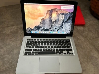 Apple Macbook Pro 13.3, Silver 2gb/500/SD 2011 w/Original Box - Image 1 of 2