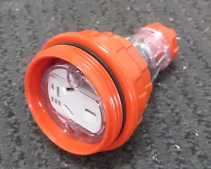 3 Pin Industrial Weatherproof Socket 15A 15 amp IP66 - Picture 1 of 2