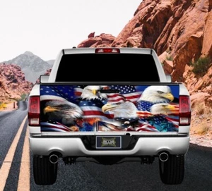 Calcomanía gráfica de vinilo envolvente de portón trasero Patriotic Eagles nueva para camión - Imagen 1 de 6