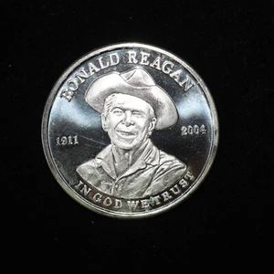 2004 1 Ounce .999 Fine Silver USS Ronald Reagan CVN-76 Commemorative - Picture 1 of 2