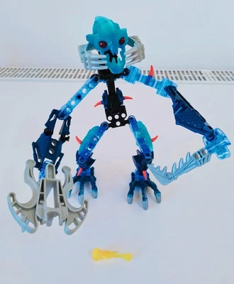 Lego Bionicle | Mahri Nui | Barraki | 8916: Takadox | Complete Set - Image 1 of 4