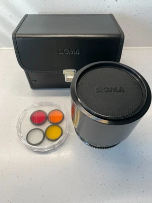 Sigma Mirror-Telephoto 400mm f/5.6 Lens Olympus OM Mount + Case + 4 Filters - Image 1 of 4