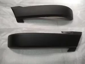 BMW E30 bumper rubber strips corners covers L+R !NEW! 51111888273 51111888274 - Picture 1 of 4