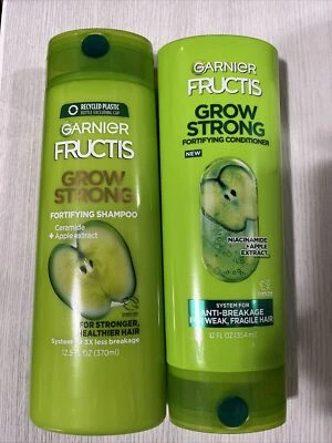 Juego de champú y acondicionador fortificante Garnier Fructis GROW STRONG de 12,5/12 oz Foto 1 de 2