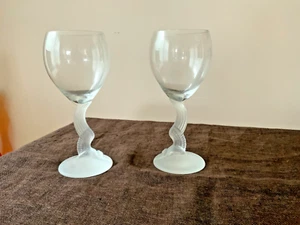 2 Vintage Lenox mattierte figürliche Stiel Weingläser klar 8" selten - Bild 1 von 6