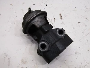 Isuzu Trooper 3.1 MK2 91-02 4JG2 inlet intake manifold EGR valve limiter - Picture 1 of 5