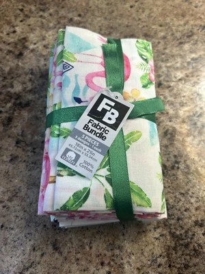 Nuevo paquete Fat Quarter 100 % algodón 5 diseños 18x21 flamenco piña tropical Foto 1 de 4