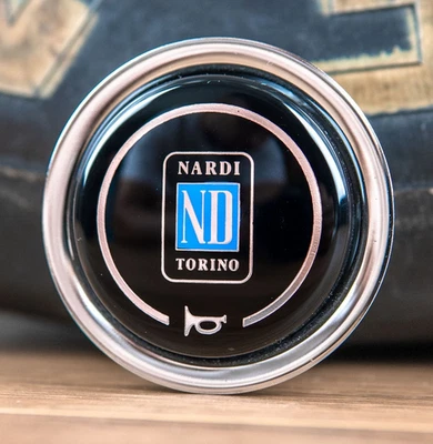 Botón de bocina NARDI Porsche BMW Ferrari volante botón de bocina vintage Foto 1 de 2