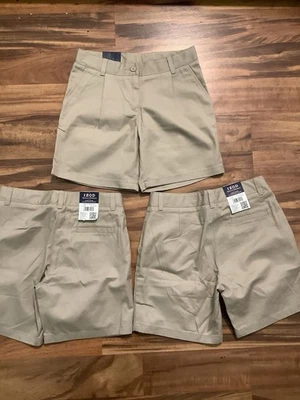 2 Nuevo con Etiquetas Izod - Uniforme Escolar Caqui Aprobado Niñas Talla 12 Ajustable Cintura Pantalones Cortos Bolsillos Foto 1 de 3