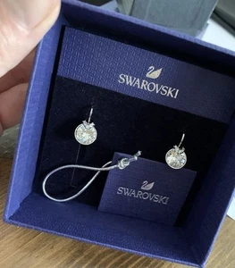 Brand New. Genuine Swarovski V Bella Mini Drop Earrings, White.  - Picture 1 of 6