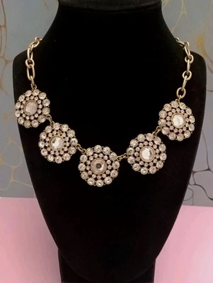 J. Crew кристалл цветок со стразами заявление ожерелье серебристого тона  - Изображение 1 из 4