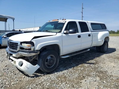 Radiator Fits 01-05 SIERRA 2500 PICKUP 4916775 - Изображение 1 из 4