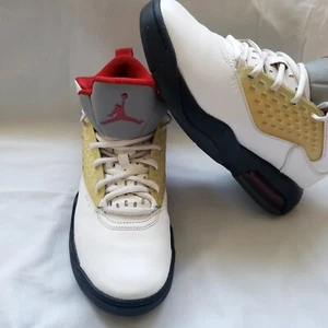 Size 7 - Jordan Maxin 200 White Gym Red - Picture 1 of 14