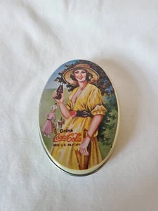 Coca Cola Dose mit Nähset sehr schönes Sammlerstück - Bild 1 von 4