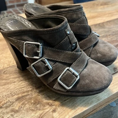 Juicy Couture Y2K Taupe Gamuza Cuero Tacón Mula Botín Grueso Hebillas Talla 8M Foto 1 de 4