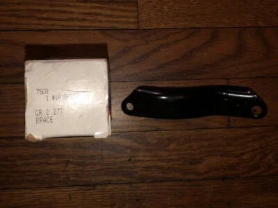 NOS GM 1991 - 1992 - 1993 雪佛兰卡车 S10 Blazer V6 2.8L 交流发电机金属支架 — 第 1/3 张图片