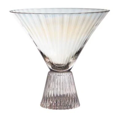 Martini Glass Iridiscente Tamaño 4.5 pulgadas H/8 oz Paquete de 4 Foto 1 de 2