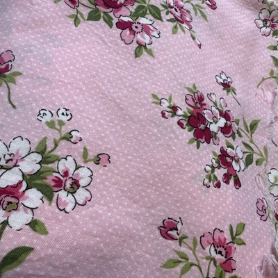 Tela de algodón a lunares floral rosa Waverly BT mitad Y #16 Foto 1 de 4