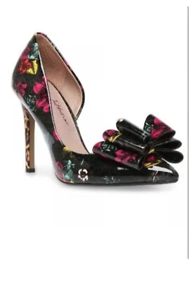 Betsey Johnson Prince-P D’Orsay 花卉蛇印花泵尺寸 11M 哦,太可爱了! — 第 1/4 张图片