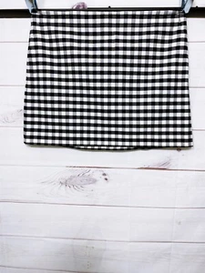 Loft Womens Skirt Size 18 White & Black Check Pockets Back Zip - Picture 1 of 6
