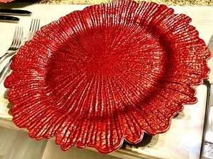 8x Christmas Snowflake Red Acrylic Charger Plates - ELEVATE YOUR DINING - Picture 1 of 5