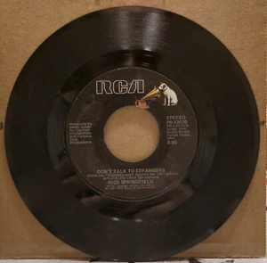 Rick Springfield – Don't Talk To Strangers / Tonight - 1982 45 rpm RCA PB-13070 - Picture 1 of 2
