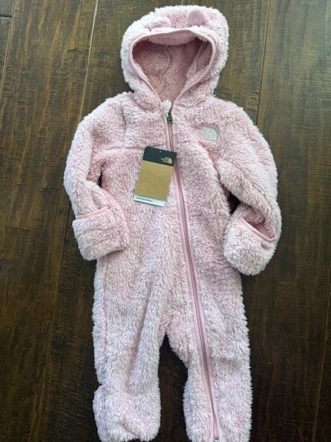 THE NORTH FACE Bebé Oso Una Pieza Camafeo Rosa Talla 6-12 Meses NUEVO CON ETIQUETAS NUEVO Foto 1 de 1