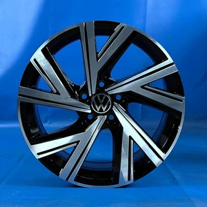 18 pollici VW Golf 8 VIII 5H GTI GTD Bergamo Cerchio in lega 5H0601025M Bicolore - Foto 1 di 2