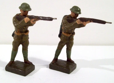 Vintage Lineol WWI Army Infantry Soldier Figures, Germany - Image 1 of 4
