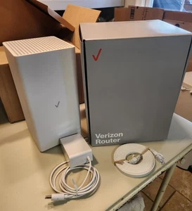 Verizon CR1000B 1000 10G Mbps 3 Port Wireless Router - White - Picture 1 of 4