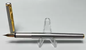 Auténtica pluma estilográfica Montblanc Noblesse acero cepillado oro 14K plumín ribete F - Imagen 1 de 12