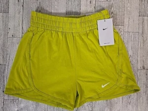 Nike Shorts M L & XL Girls Training Loose Fit Green Yellow DX4965-308 NEW - Picture 1 of 9