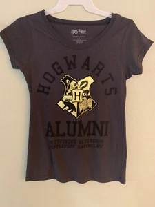 Ladies Jrs XXLarge 19 HARRY POTTER HOGWARTS Alumni Gray SHIRT - Picture 1 of 4